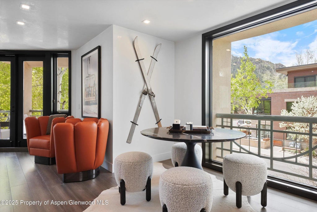 4 of 37 - 120 S Spring Street 1, Aspen, CO