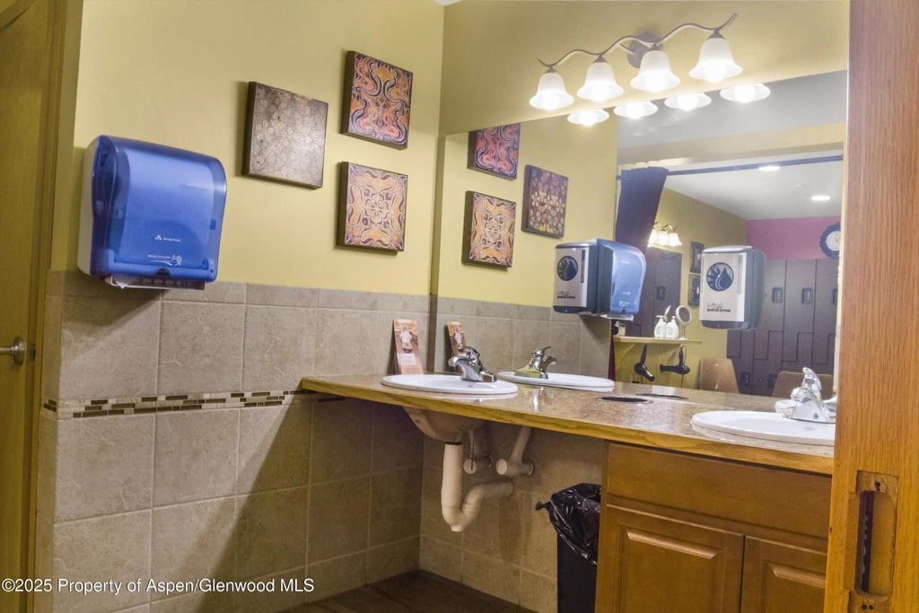 21 of 33 - 100 Midland Avenue 250&260, Glenwood Springs, CO