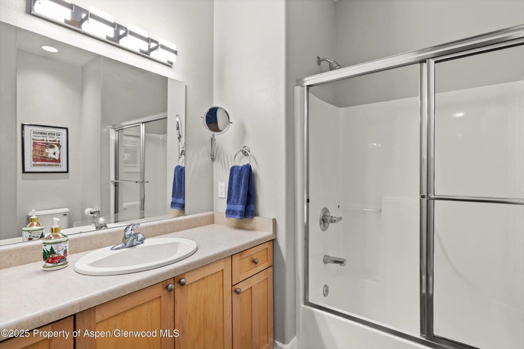 11 of 17 - 612 Evans Court, Basalt, CO