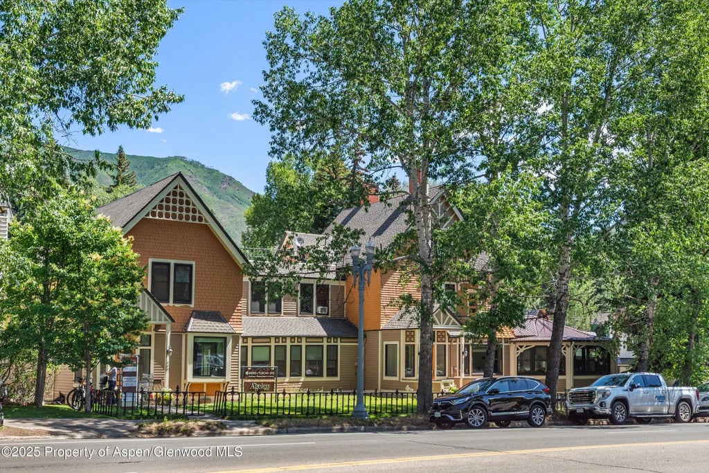 2 of 50 - 400 W Main Street, Aspen, CO
