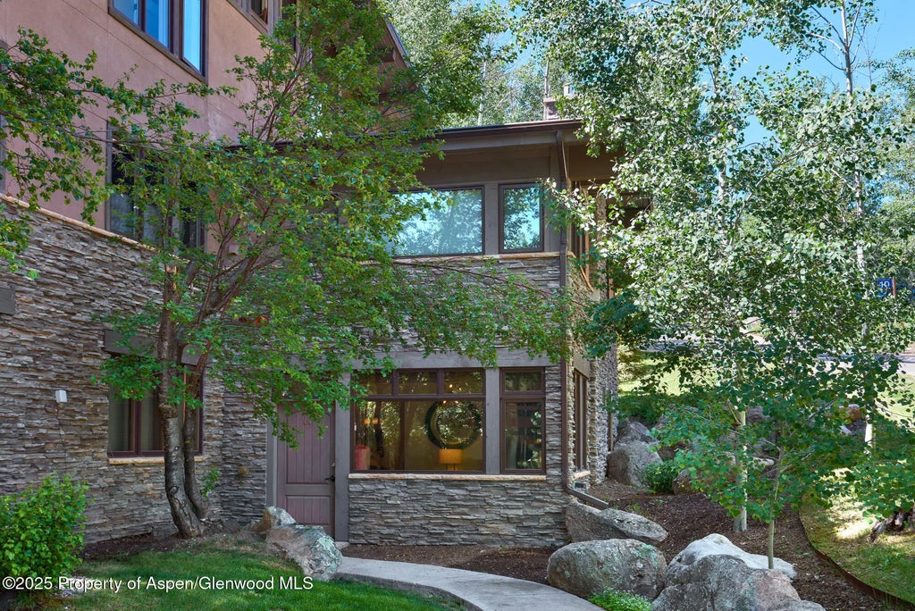 1 of 21 - 600 Carriage Way K-a, Snowmass Village, CO