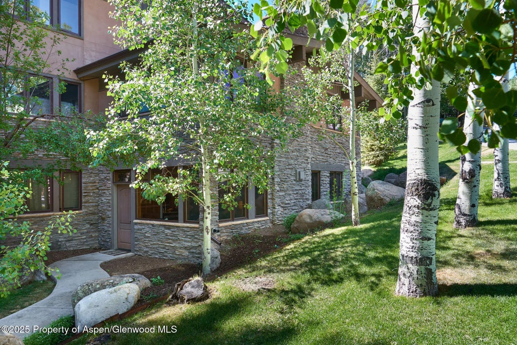 7 of 21 - 600 Carriage Way K-a, Snowmass Village, CO