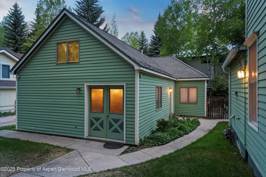 38 of 56 - 716 & 718 W Hallam Street, Aspen, CO