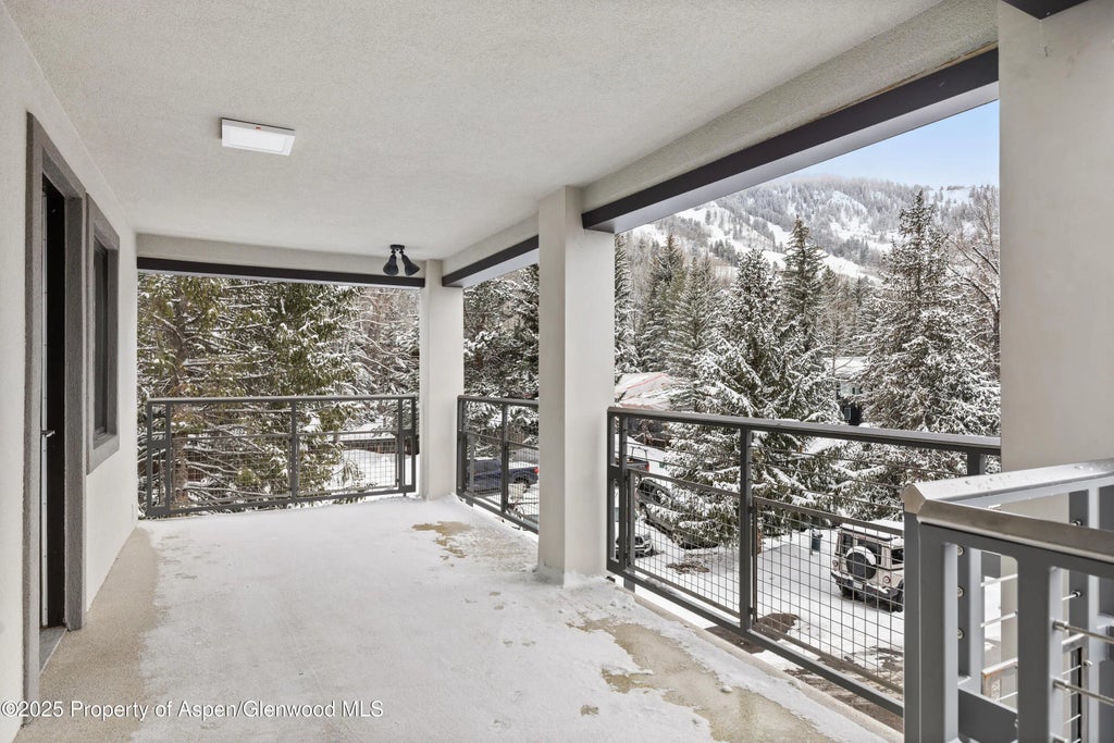 16 of 17 - 940 Waters Avenue 309, Aspen, CO