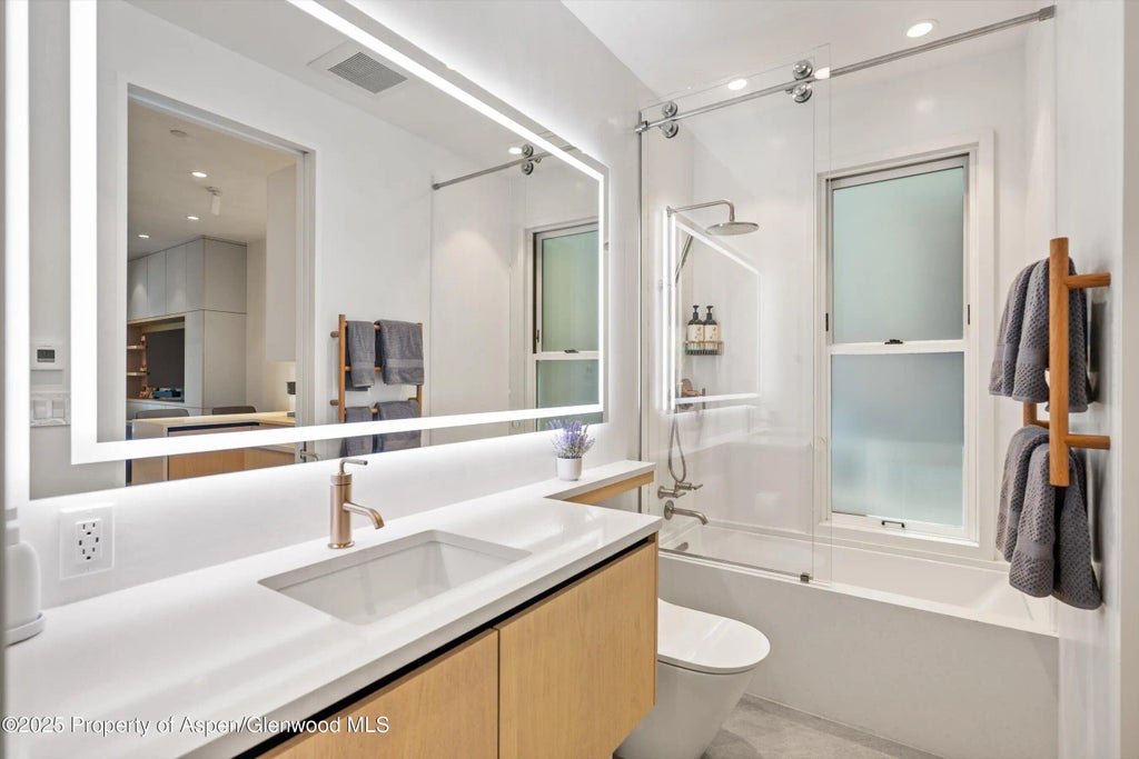 54 of 67 - 211 W Main Street, Aspen, CO
