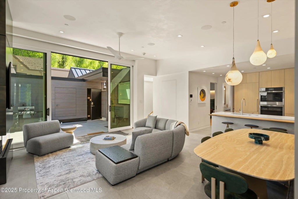 9 of 67 - 211 W Main Street, Aspen, CO