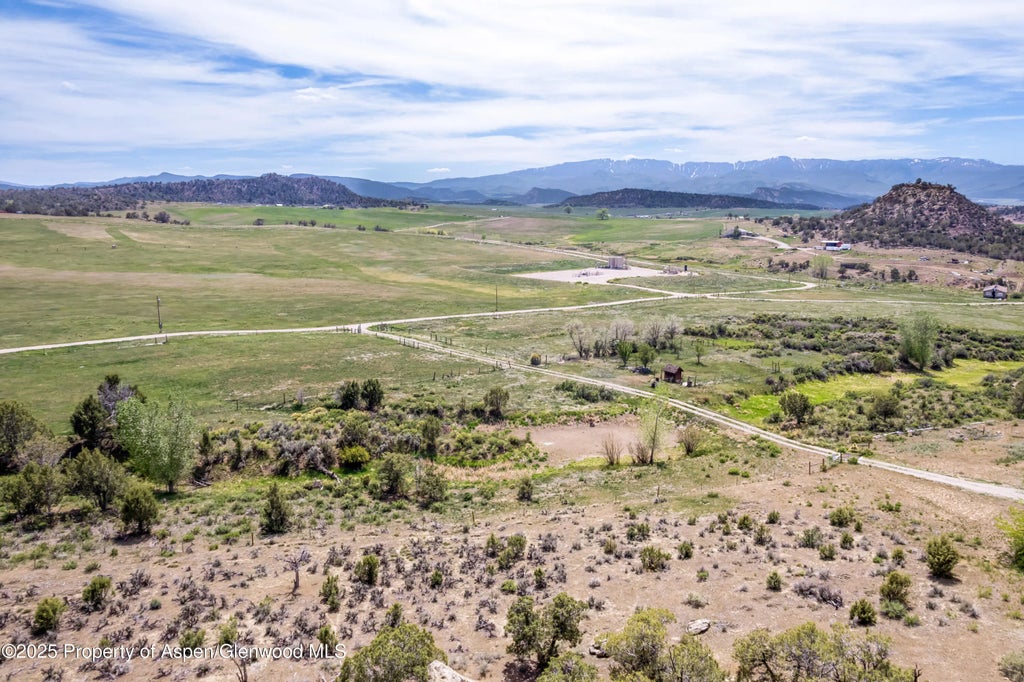 17 of 36 - 6526 County Road 331, Silt, CO