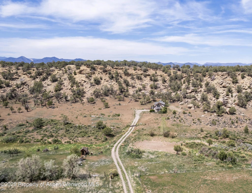 9 of 36 - 6526 County Road 331, Silt, CO