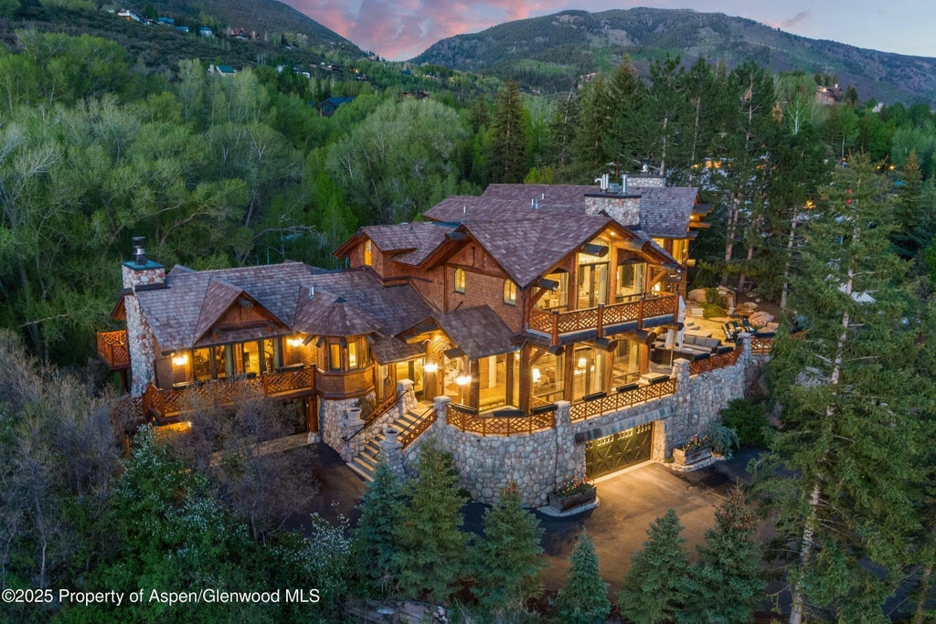 3 of 50 - 87 Magnifico Drive, Aspen, CO