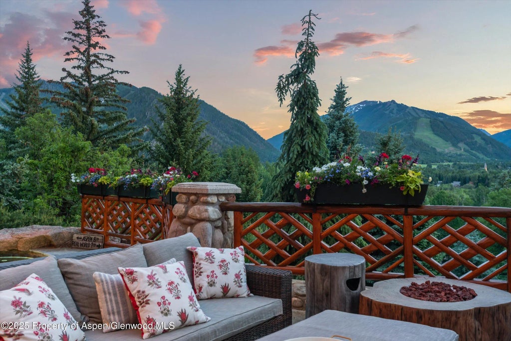 49 of 50 - 87 Magnifico Drive, Aspen, CO