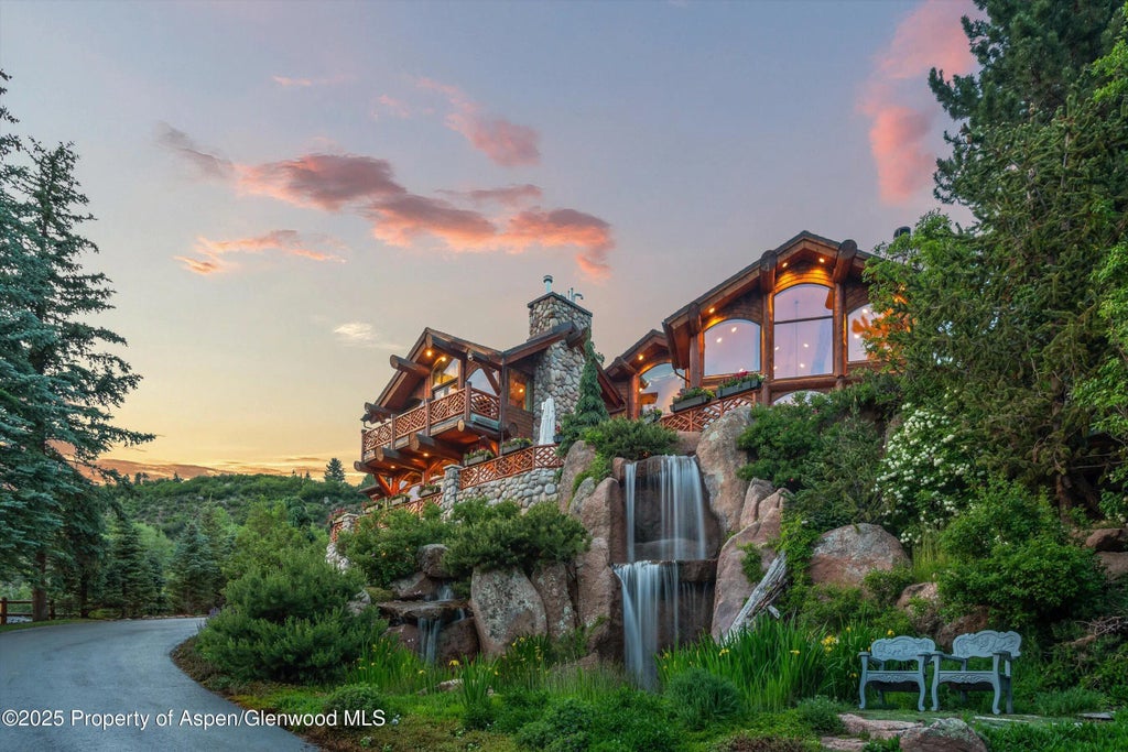 7 of 50 - 87 Magnifico Drive, Aspen, CO