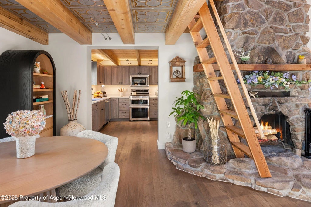 14 of 36 - 1952 Medicine Bow Road, Aspen, CO