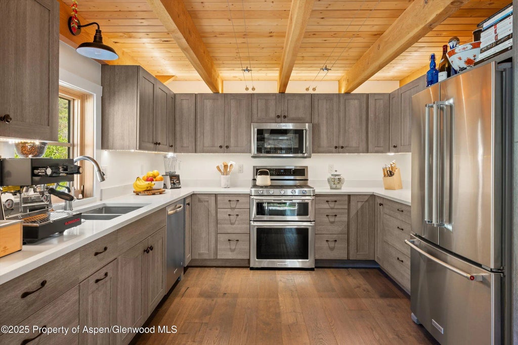 15 of 36 - 1952 Medicine Bow Road, Aspen, CO