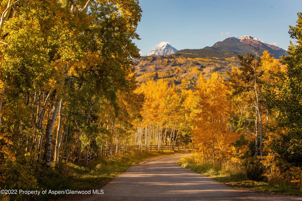 9 of 15 - 980 S Starwood Drive, Aspen, CO