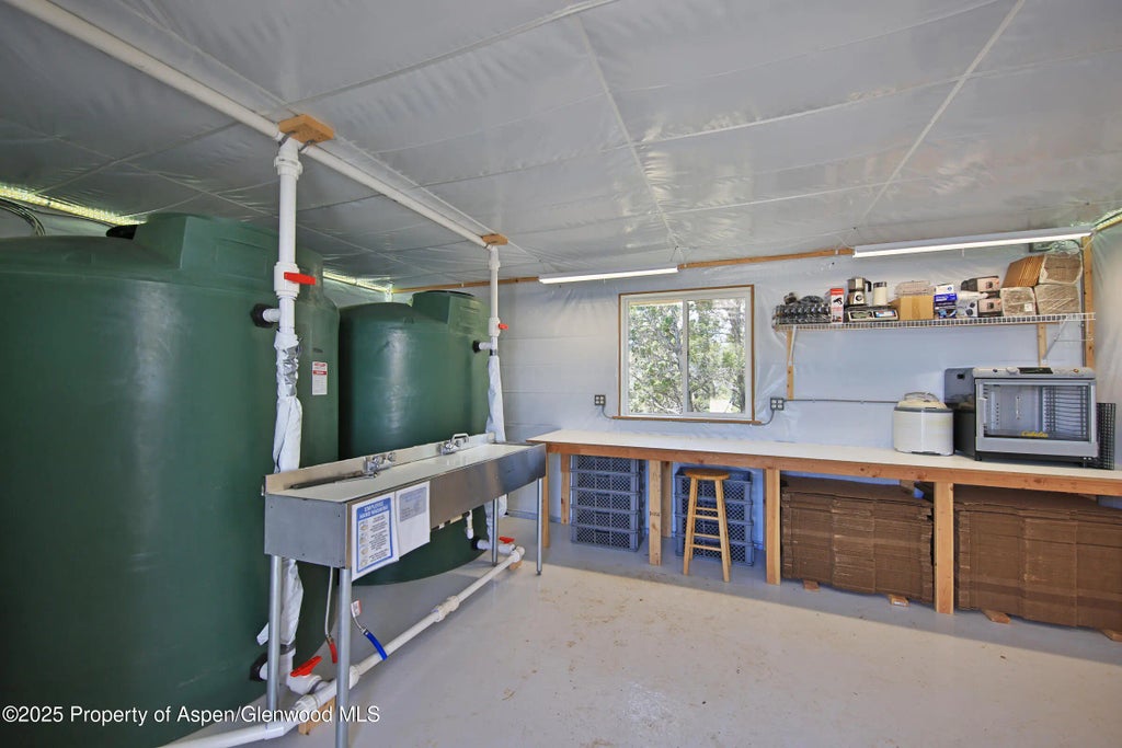 28 of 48 - 57191 Me Road, Collbran, CO