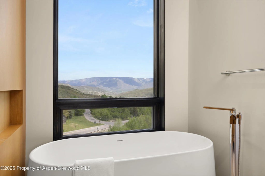 19 of 35 - 77 Wood Road 507-13, Snowmass Village, CO