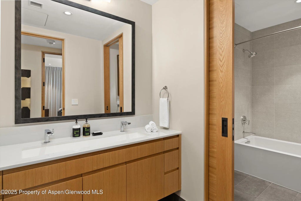 23 of 35 - 77 Wood Road 507-13, Snowmass Village, CO