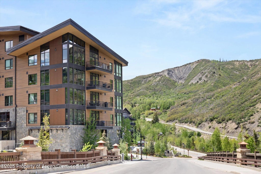 31 of 35 - 77 Wood Road 507-13, Snowmass Village, CO