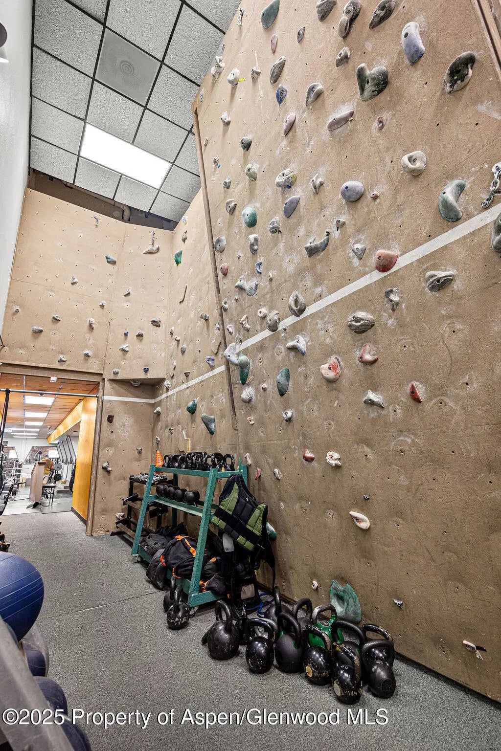 27 of 57 - 261 Commerce Street, Craig, CO