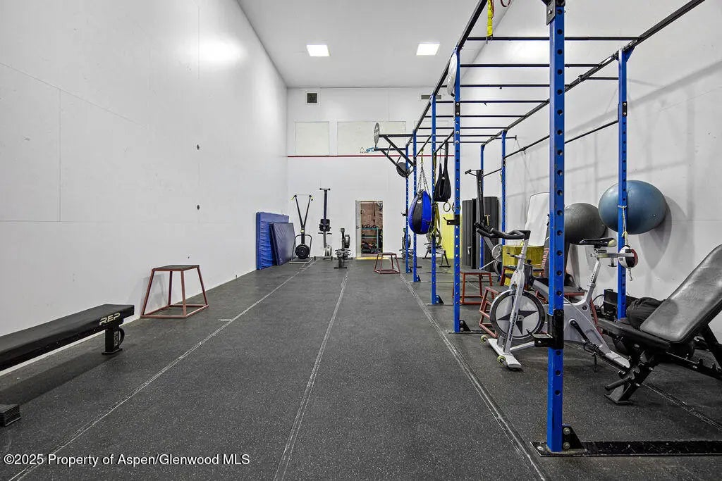 35 of 57 - 261 Commerce Street, Craig, CO