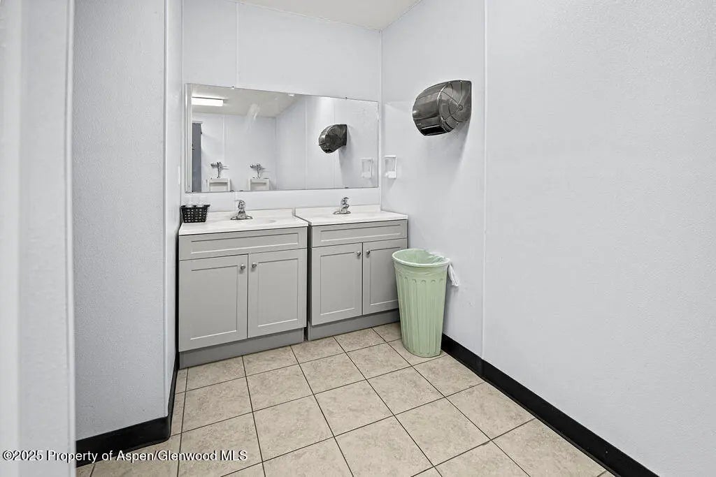 45 of 57 - 261 Commerce Street, Craig, CO