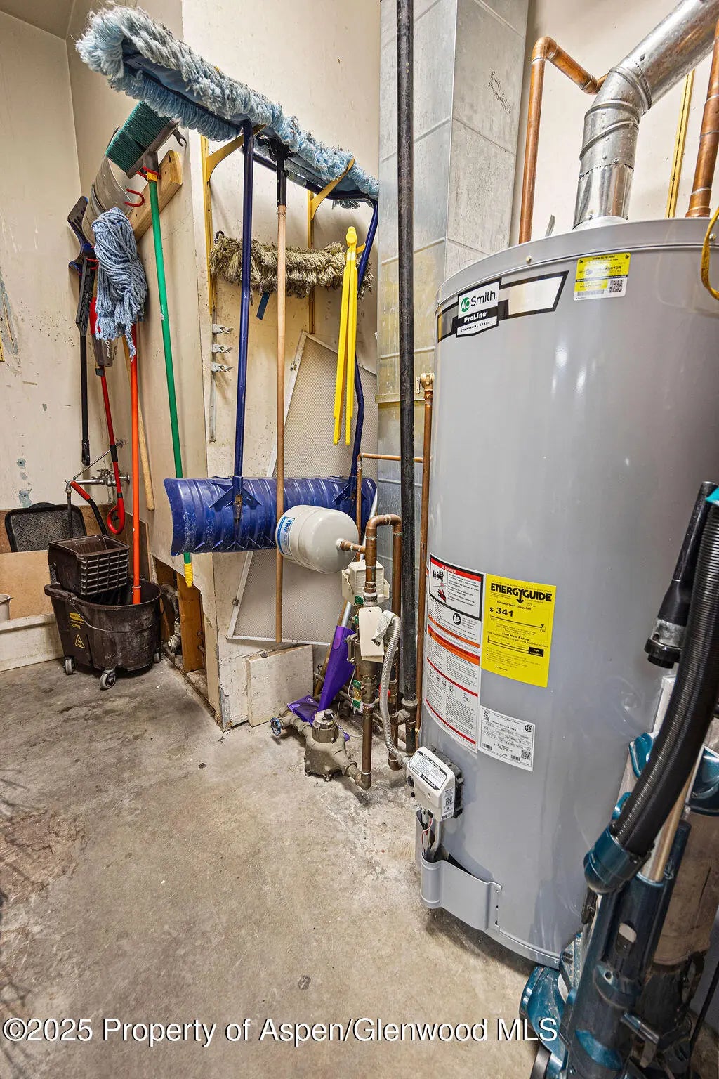 51 of 57 - 261 Commerce Street, Craig, CO