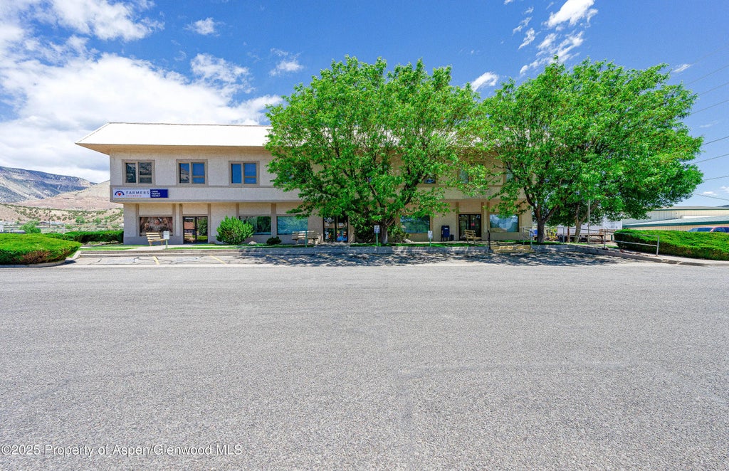 120 N Railroad Avenue, Parachute