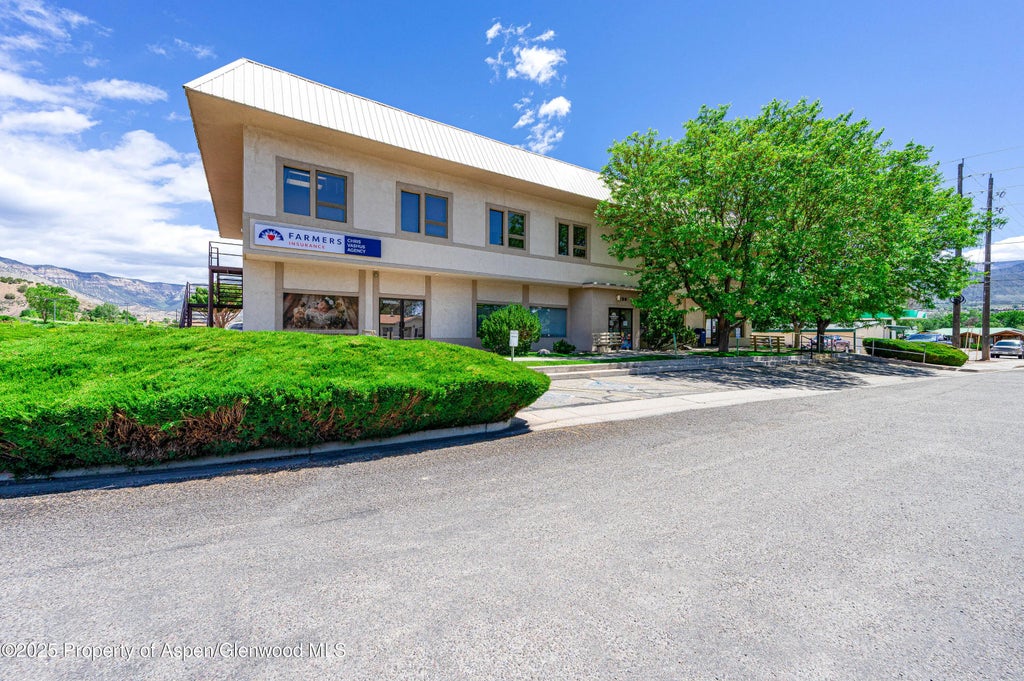 3 of 43 - 120 N Railroad Avenue, Parachute, CO