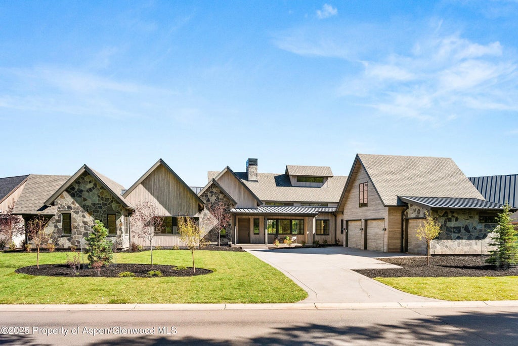 1 of 31 - 1042 Bald Eagle Way, Carbondale, CO