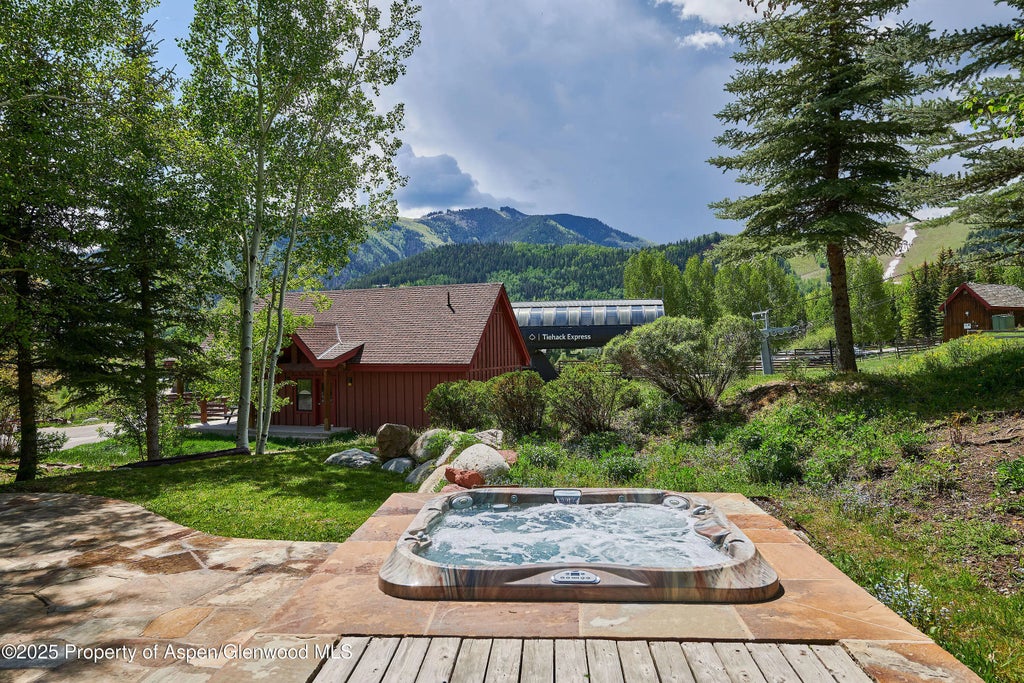 44 of 58 - 611 Oregon Trail, Aspen, CO
