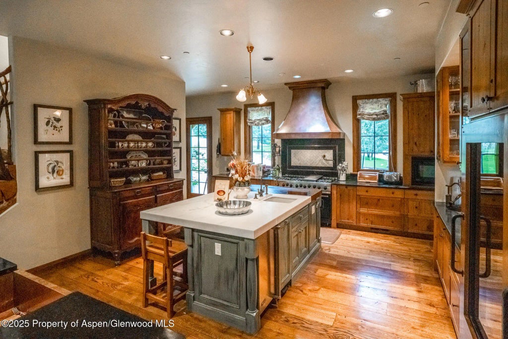 15 of 46 - 800 S Hayden Road, Aspen, CO