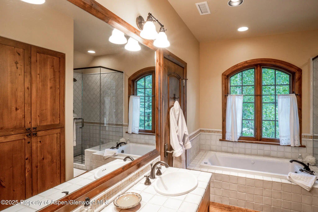 33 of 46 - 800 S Hayden Road, Aspen, CO