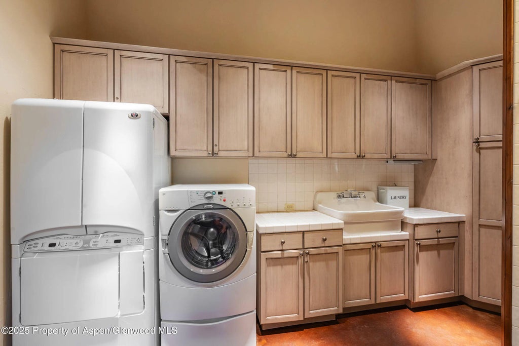 45 of 57 - 800 S Hayden Road, Aspen, CO