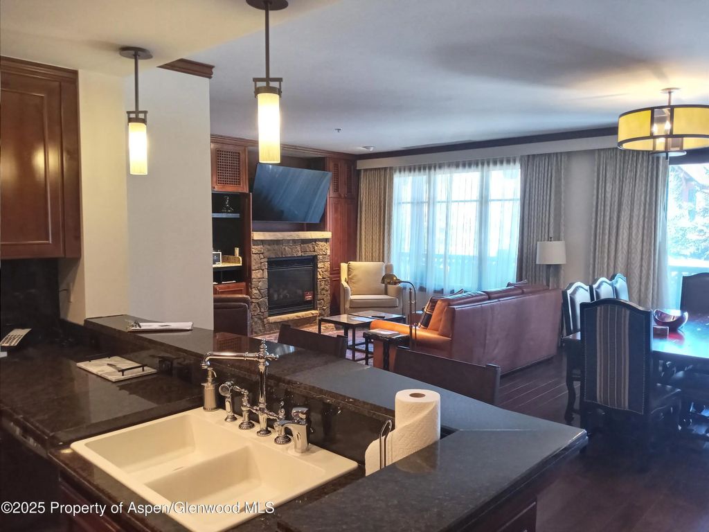 31 of 38 - 197 Prospector Road Unit 2312 Fixed Weeks 1,34,35, Aspen, CO