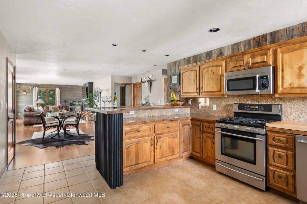 12 of 25 - 1472 W Main Street, Carbondale, CO