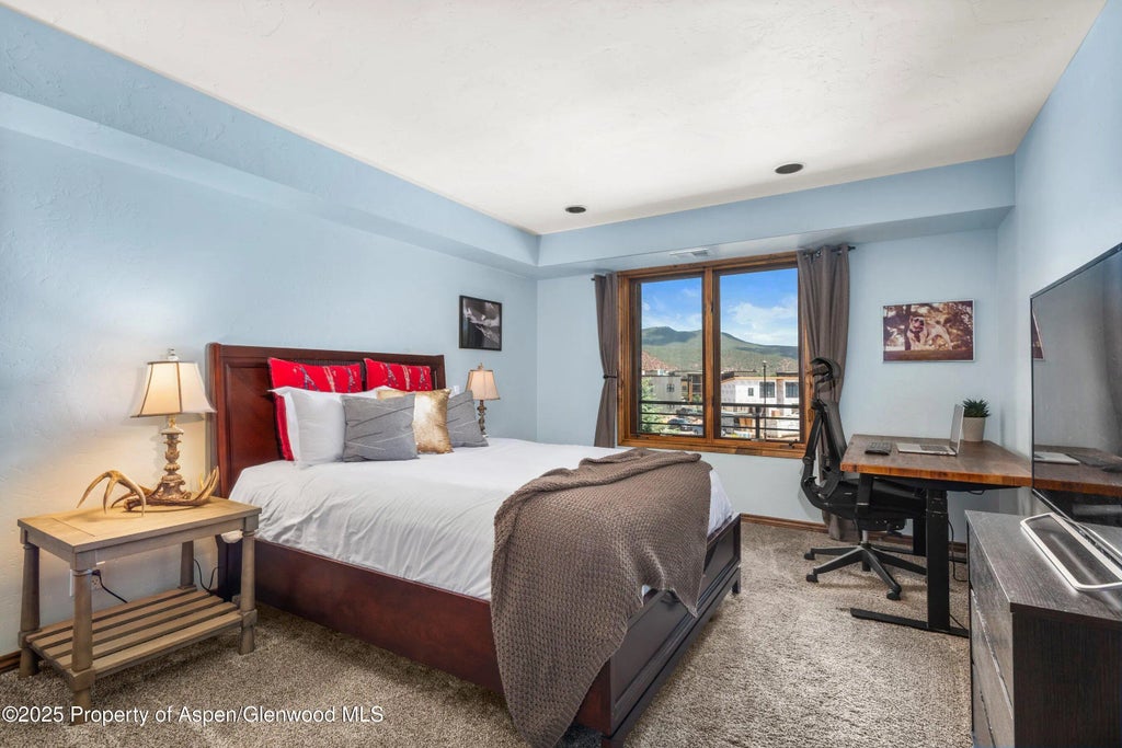 18 of 25 - 1472 W Main Street, Carbondale, CO