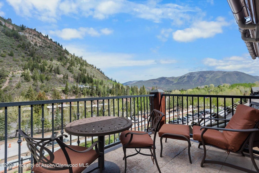 18 of 21 - 39 Boomerang Road 8411/ Winter Interest 14, Aspen, CO