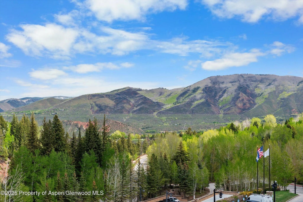 20 of 21 - 39 Boomerang Road 8411/ Winter Interest 14, Aspen, CO