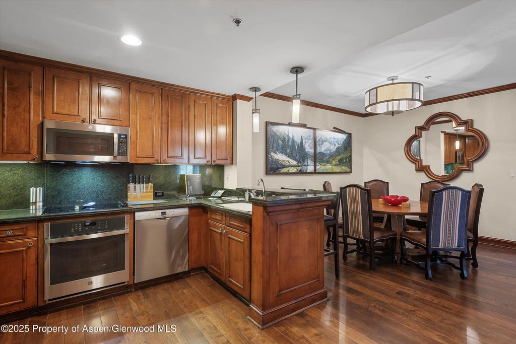 8 of 21 - 39 Boomerang Road 8411/ Winter Interest 14, Aspen, CO