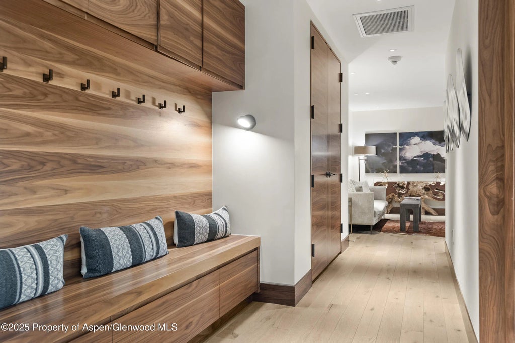 11 of 42 - 77 Wood Road 505e, Snowmass Village, CO