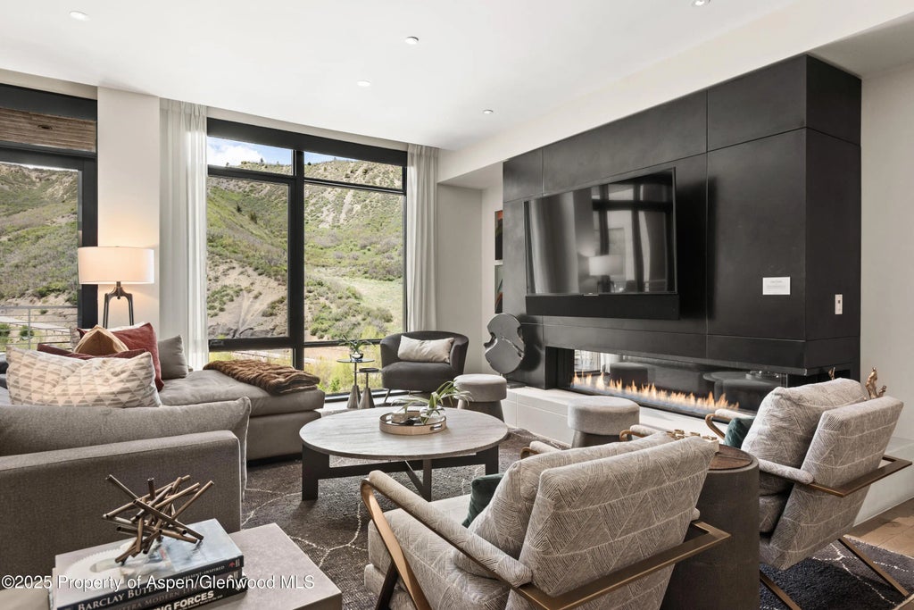 2 of 42 - 77 Wood Road 505e, Snowmass Village, CO