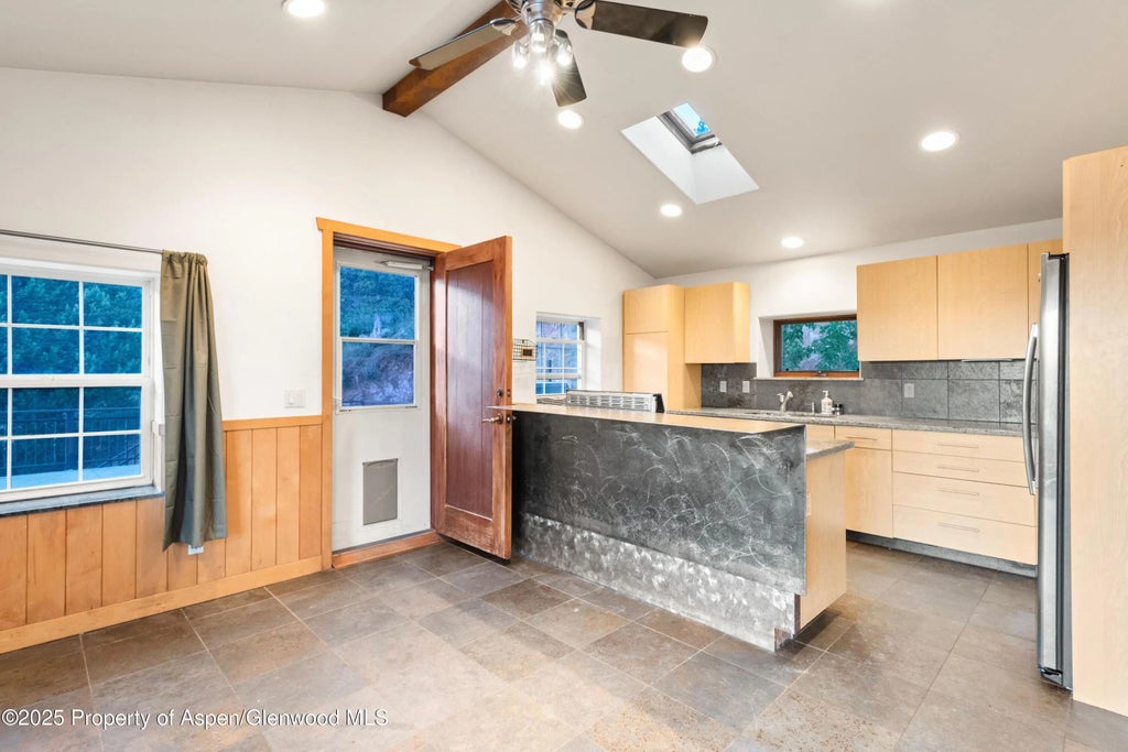 11 of 28 - 2800 Cedar Drive, Basalt, CO
