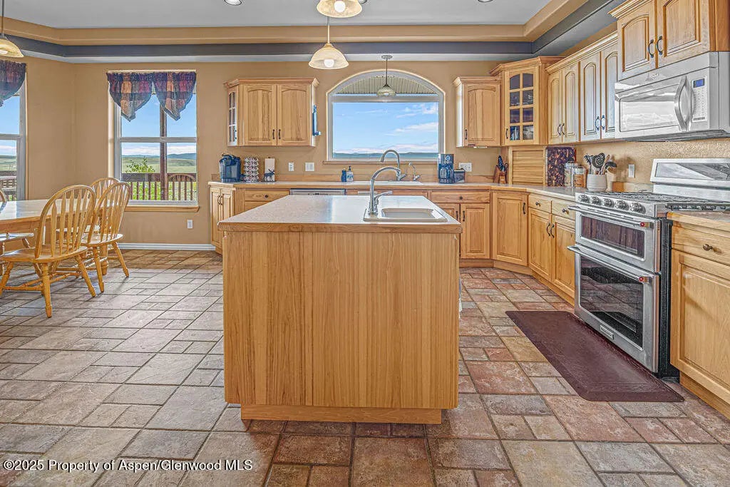 31 of 104 - 289 Lewis Lane, Craig, CO