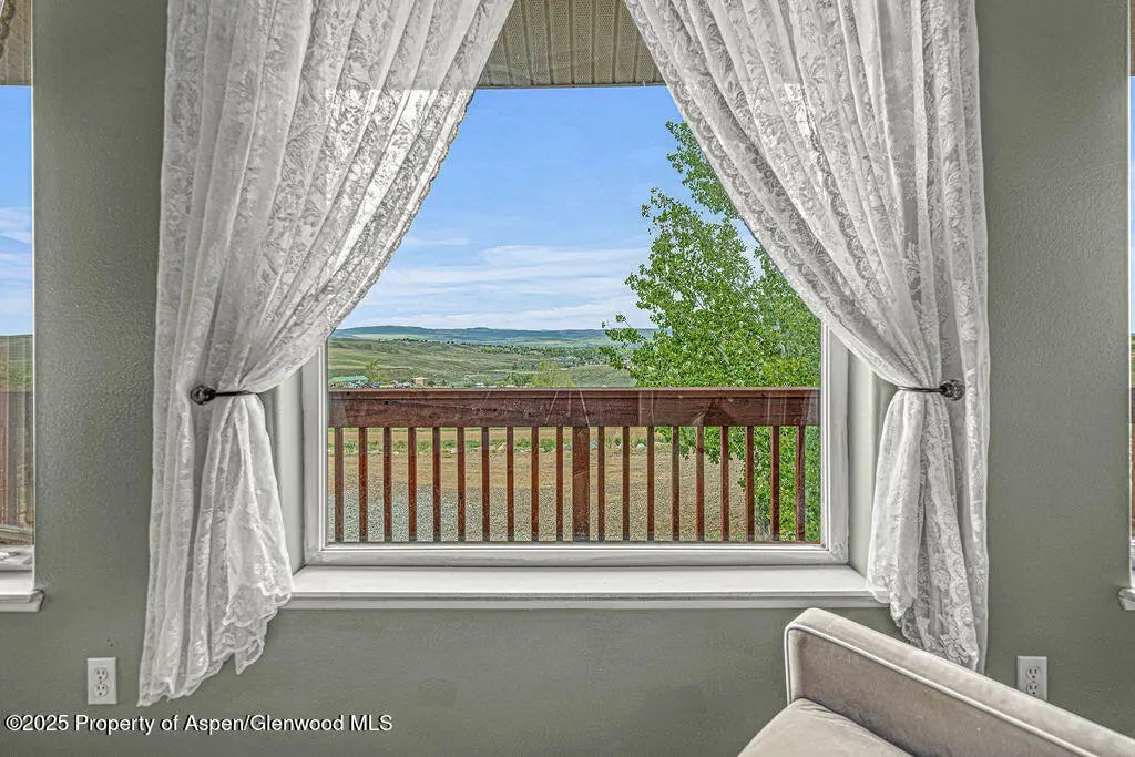 65 of 104 - 289 Lewis Lane, Craig, CO