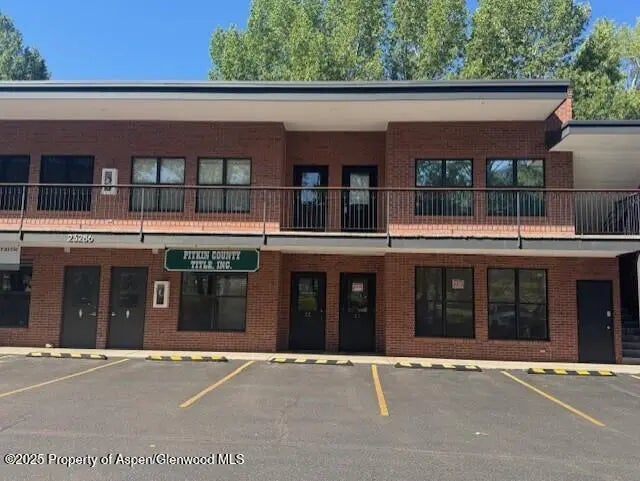 10 of 16 - 23286 Two Rivers Road, Basalt, CO