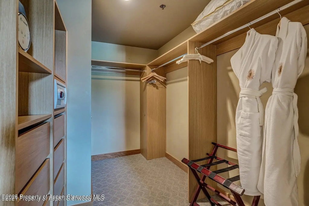 10 of 17 - 130 Wood Road 625, Snowmass Village, CO