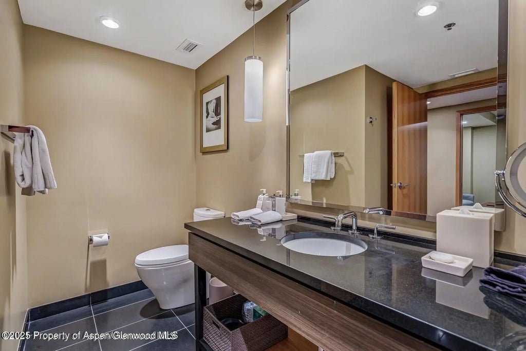 15 of 17 - 130 Wood Road 625, Snowmass Village, CO