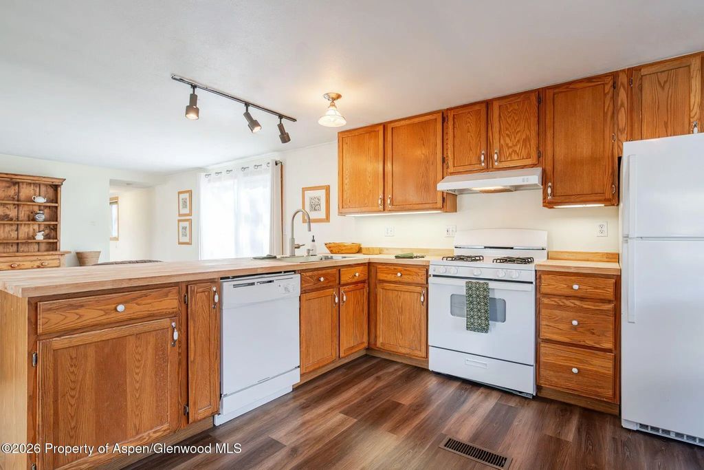 4 of 32 - 137 Ridge Trail, Aspen, CO