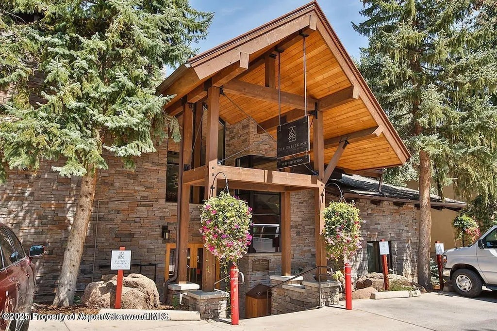 13 of 18 - 400 Wood Road 2104b, Snowmass Village, CO