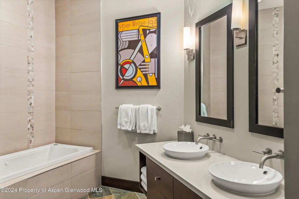9 of 13 - 120 Carriage Way 2303, Snowmass Village, CO